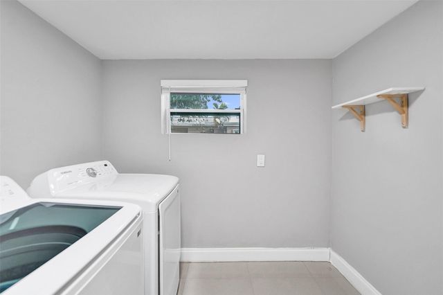 1423 Garfield Street, Hollywood, FL 33020