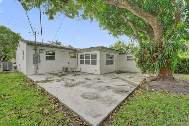 1423 Garfield Street, Hollywood, FL 33020