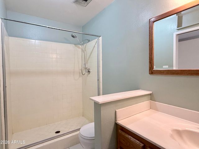 4525 W GARDENIA Avenue, Glendale, AZ 85301