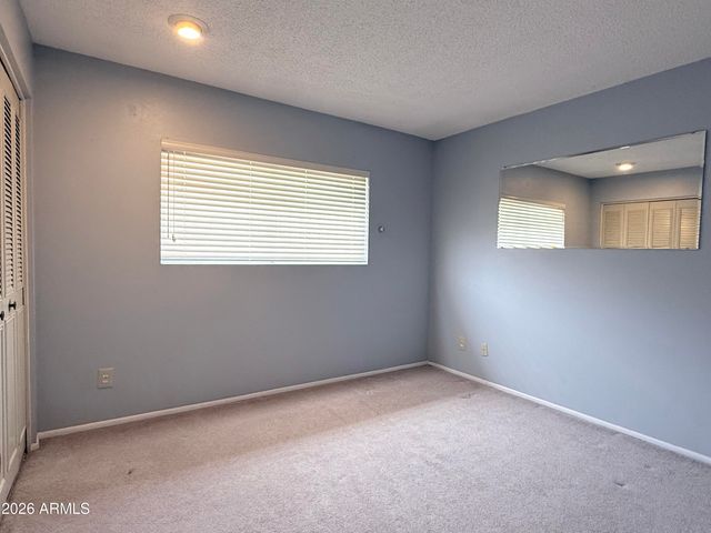 4525 W GARDENIA Avenue, Glendale, AZ 85301