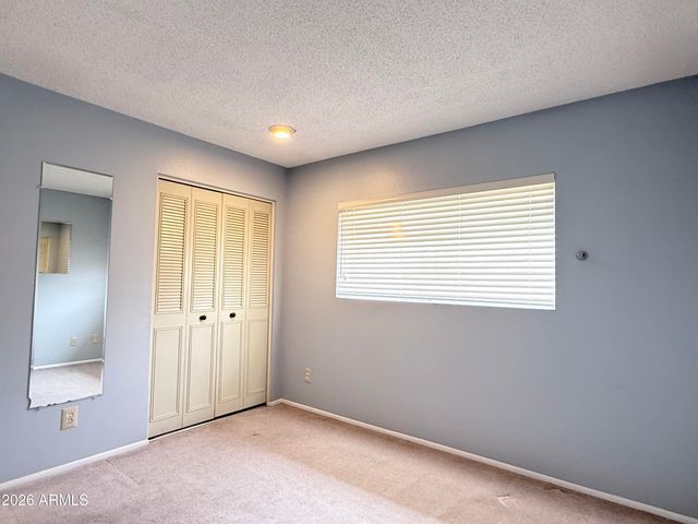 4525 W GARDENIA Avenue, Glendale, AZ 85301