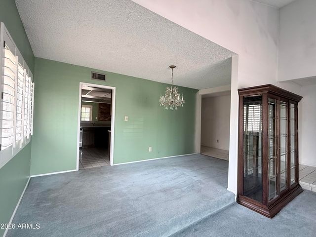 4525 W GARDENIA Avenue, Glendale, AZ 85301