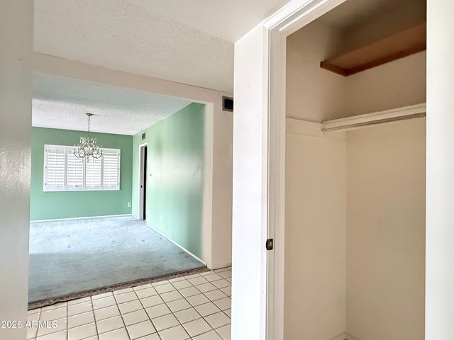 4525 W GARDENIA Avenue, Glendale, AZ 85301