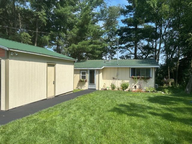 W5808 Oxbow Trail, Princeton, WI 54968