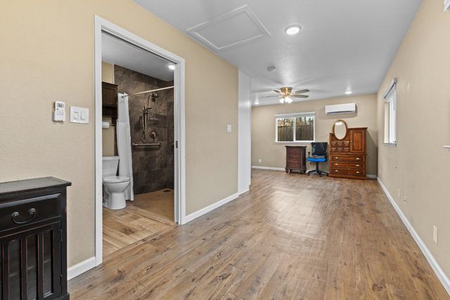 5301 Fairway Dr, Rocklin, CA 95677