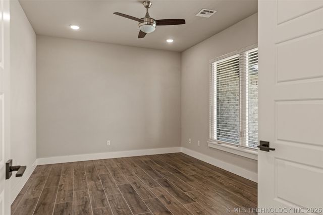 2920 Crosscreek Drive, Oologah, OK 74053