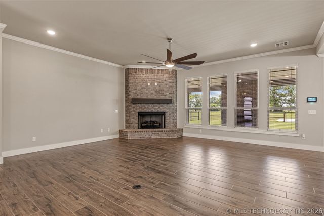 2920 Crosscreek Drive, Oologah, OK 74053