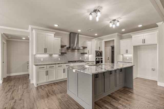 2920 Crosscreek Drive, Oologah, OK 74053