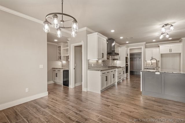 2920 Crosscreek Drive, Oologah, OK 74053