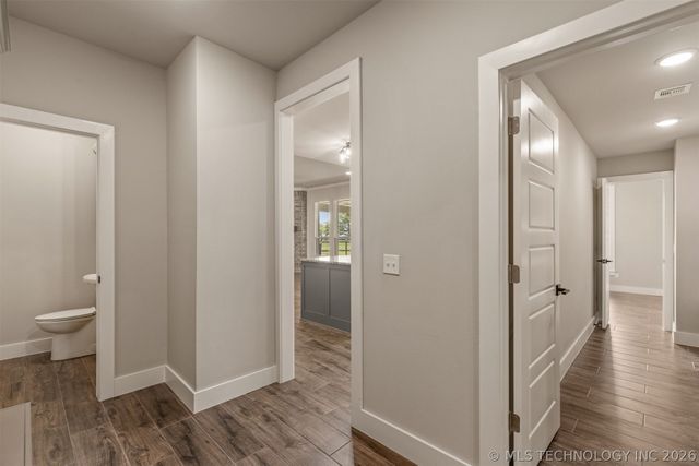2920 Crosscreek Drive, Oologah, OK 74053