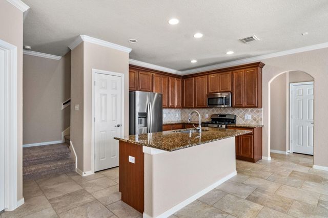 153 Montfair Boulevard, The Woodlands, TX 77382