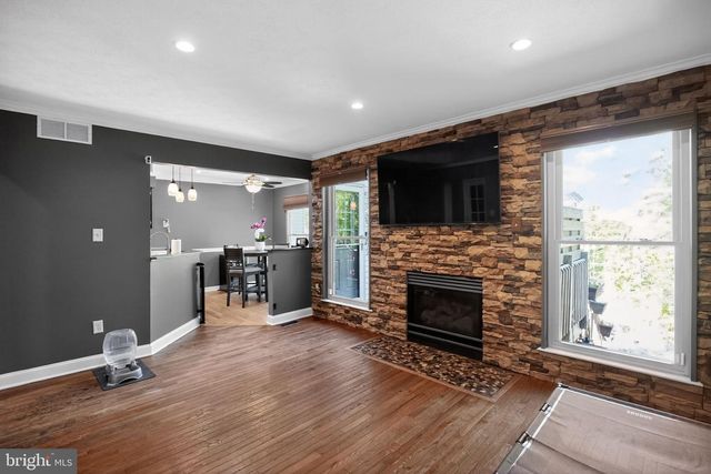 31 SHELBURNE ST, Burlington, NJ 08016
