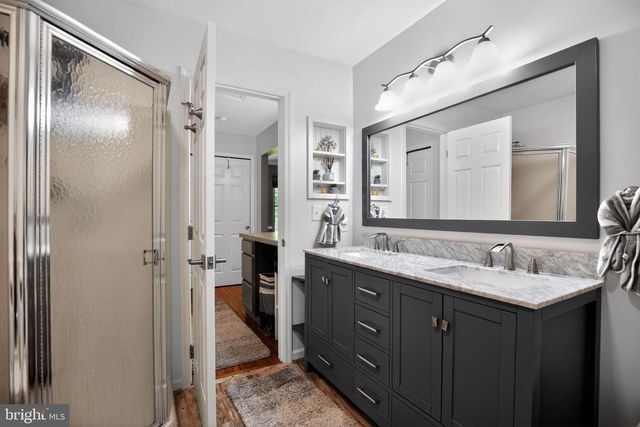 31 SHELBURNE ST, Burlington, NJ 08016