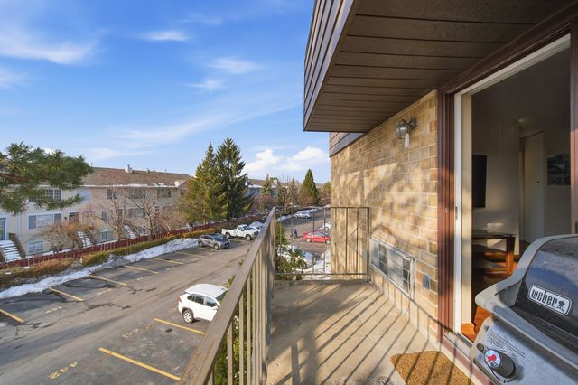 5600 ASTOR Lane 315, Rolling Meadows, IL 60008