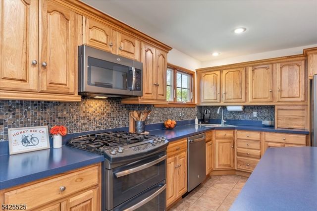 346 Retford Ave, Cranford Twp., NJ 07016