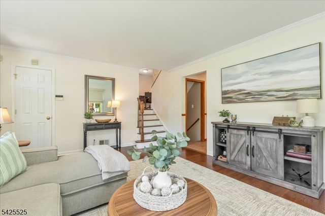 346 Retford Ave, Cranford Twp., NJ 07016