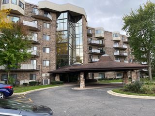 1275 E Baldwin Lane 408, Palatine, IL 60074