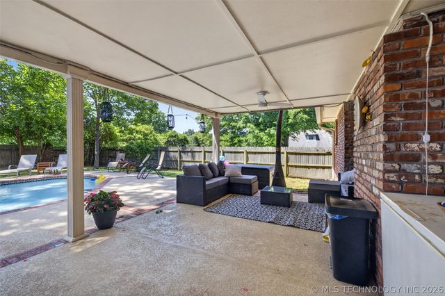 10612 E 100th Place S, Tulsa, OK 74133