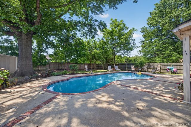 10612 E 100th Place S, Tulsa, OK 74133