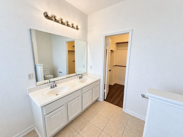 6327 Green Shoals Lane, Houston, TX 77066