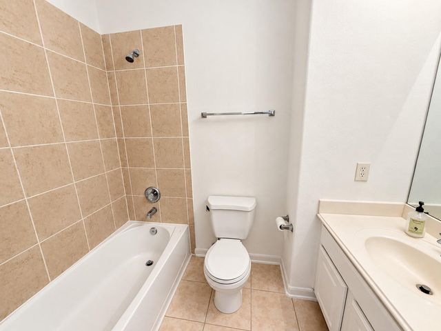 6327 Green Shoals Lane, Houston, TX 77066