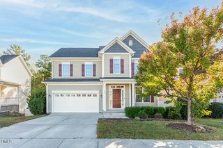 304 Vinewood Place, Holly Springs, NC 27540