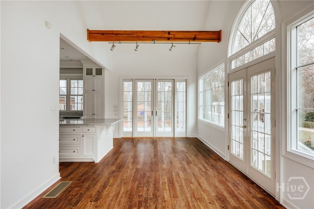 Image 14 of property listing at 108 Chickadee Court, Athens, GA 30605