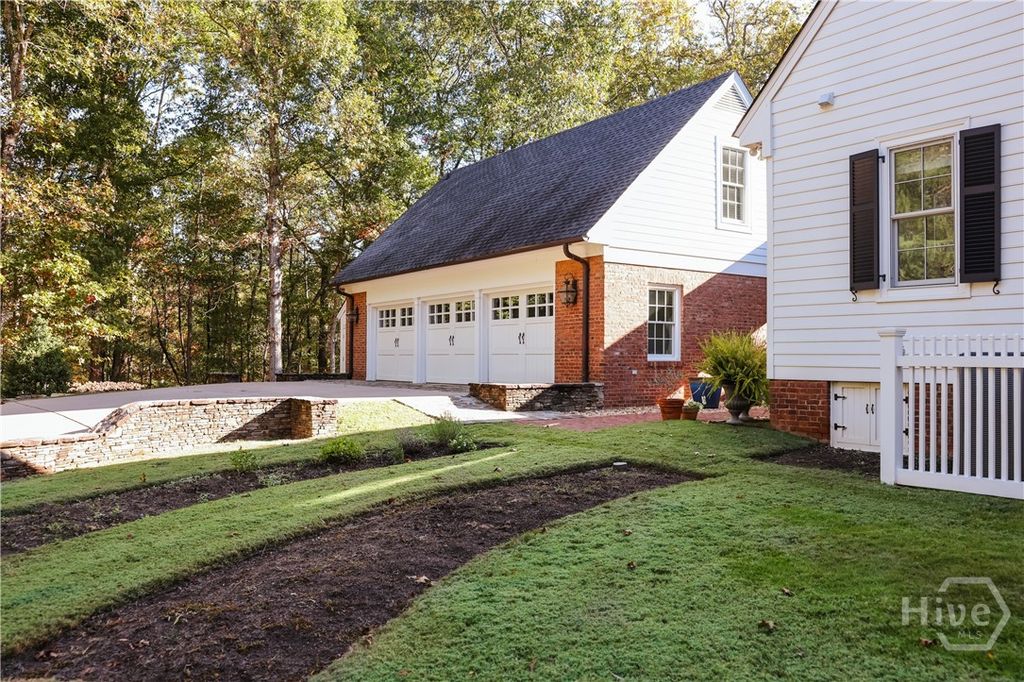 Image 6 of property listing at 108 Chickadee Court, Athens, GA 30605