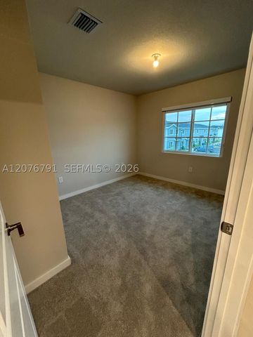 446 NW 11th Ave 446, Florida City, FL 33034