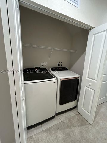 446 NW 11th Ave 446, Florida City, FL 33034