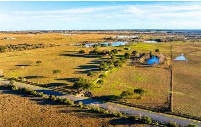 36067 Repka Road, Waller, TX 77484