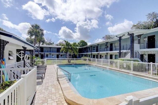 6266 1ST AVENUE S 28, St Petersburg, FL 33707