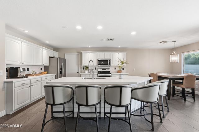 2003 E MARIPOSA GRANDE Avenue, Phoenix, AZ 85024