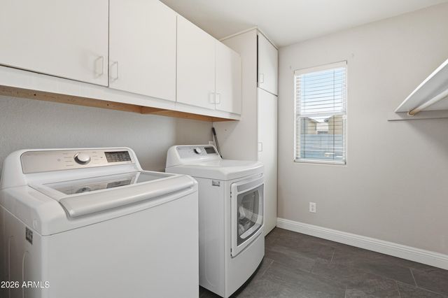 2003 E MARIPOSA GRANDE Avenue, Phoenix, AZ 85024