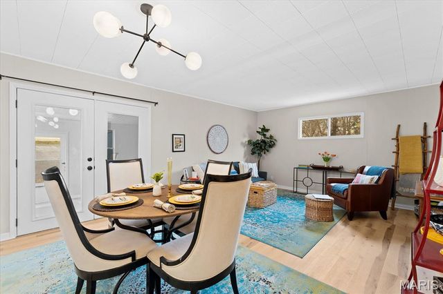 126 Collinsville Avenue, Collinsville, IL 62234