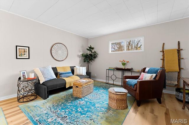 126 Collinsville Avenue, Collinsville, IL 62234