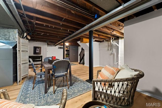 126 Collinsville Avenue, Collinsville, IL 62234