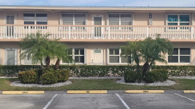35 Somerset B, West Palm Beach, FL 33417