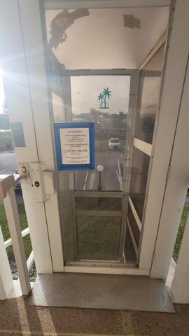 35 Somerset B, West Palm Beach, FL 33417