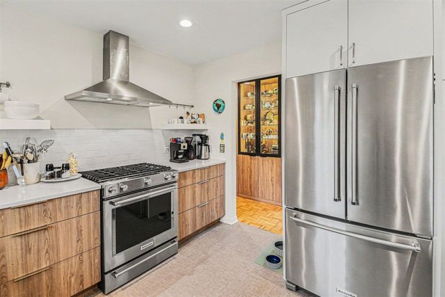 2235 Boston Street, East Grand Rapids, MI 49506
