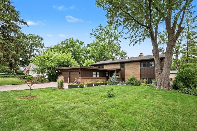 2235 Boston Street, East Grand Rapids, MI 49506