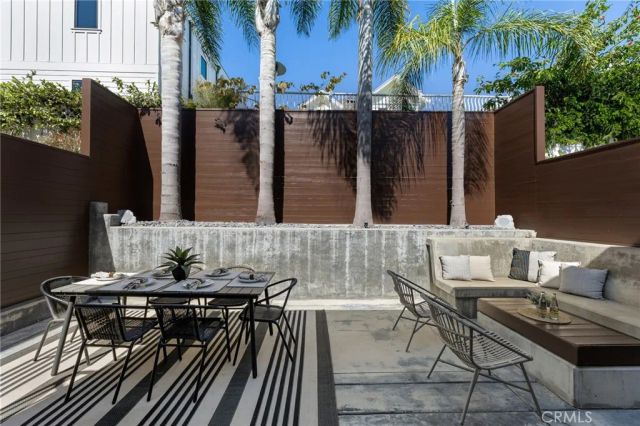1245 8th Street, Hermosa Beach, CA 90254