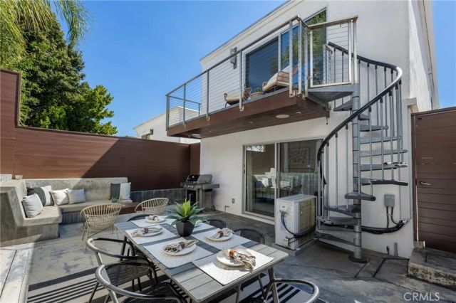 1245 8th Street, Hermosa Beach, CA 90254