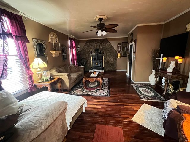 161 S JACKSON Street, Andrews, IN 46702