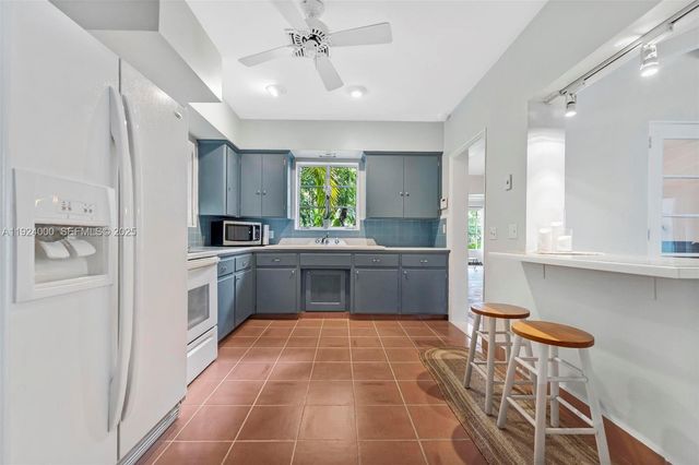 492 NE 55th St, Miami, FL 33137