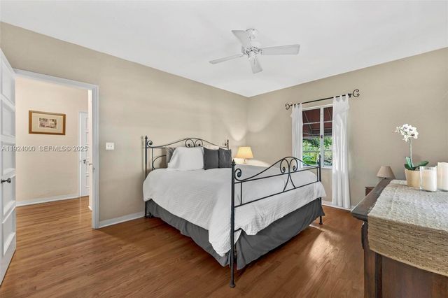 492 NE 55th St, Miami, FL 33137