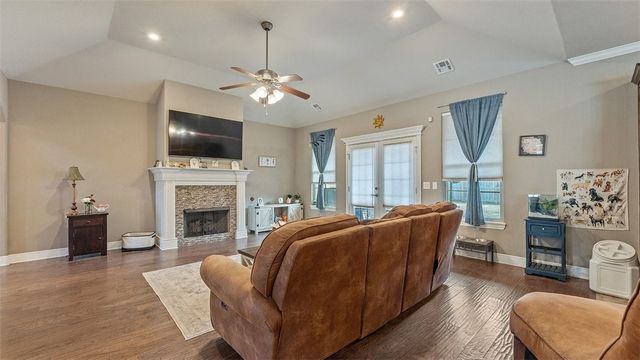 3083 E Royal Drive, Fayetteville, AR 72701