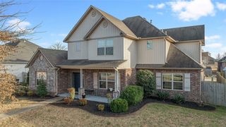 3083 E Royal Drive, Fayetteville, AR 72701