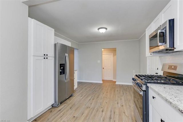 1605 Rolfe PL, Newport News, VA 23607