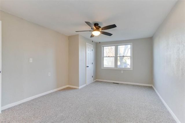 1605 Rolfe PL, Newport News, VA 23607